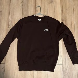 Brown Nike crewneck